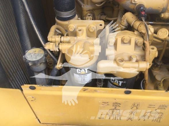 CAT D6K2 LGP Pásové dozéry