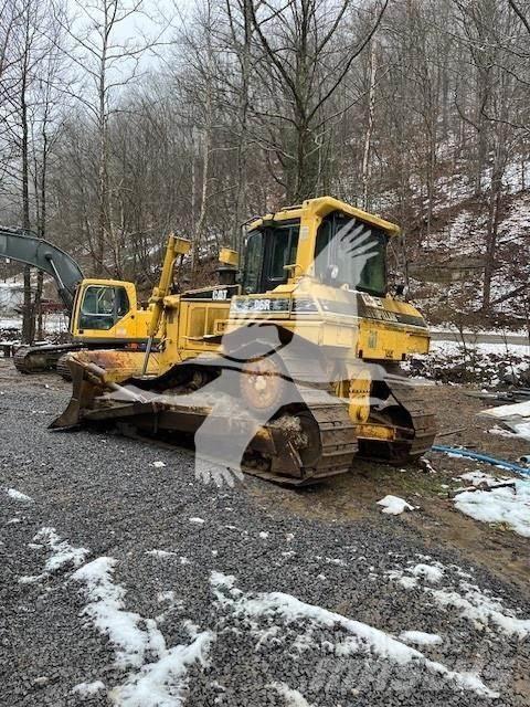 CAT D6R Pásové dozéry