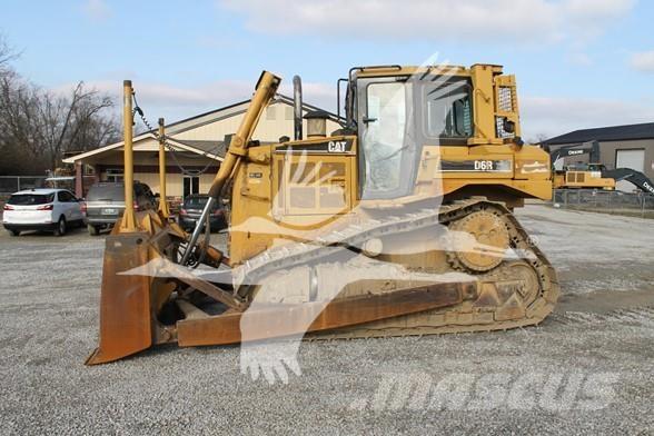 CAT D6R XL III Pásové dozéry