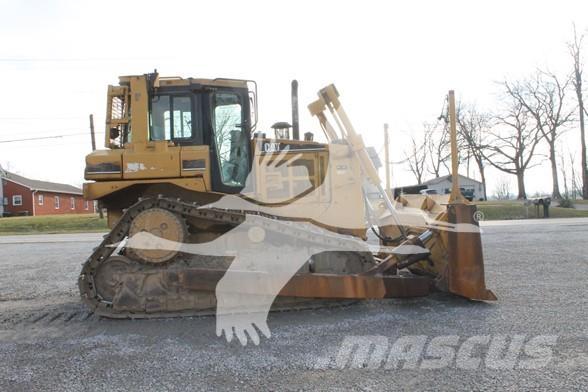 CAT D6R XL III Pásové dozéry