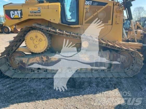 CAT D6T Pásové dozéry