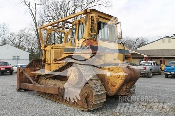 CAT D7H Pásové dozéry