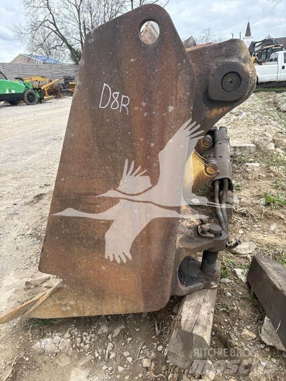 CAT D8R II Pásové dozéry