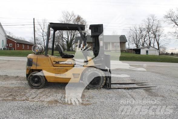 CAT GP40 Dieselové vozíky