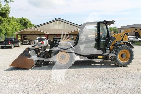 CAT TH407C Teleskopické manipulátory