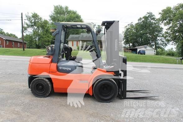 Toyota 7FGU35 Dieselové vozíky