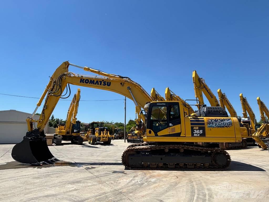 Komatsu HB365NLC-3 Pásové rýpadlá