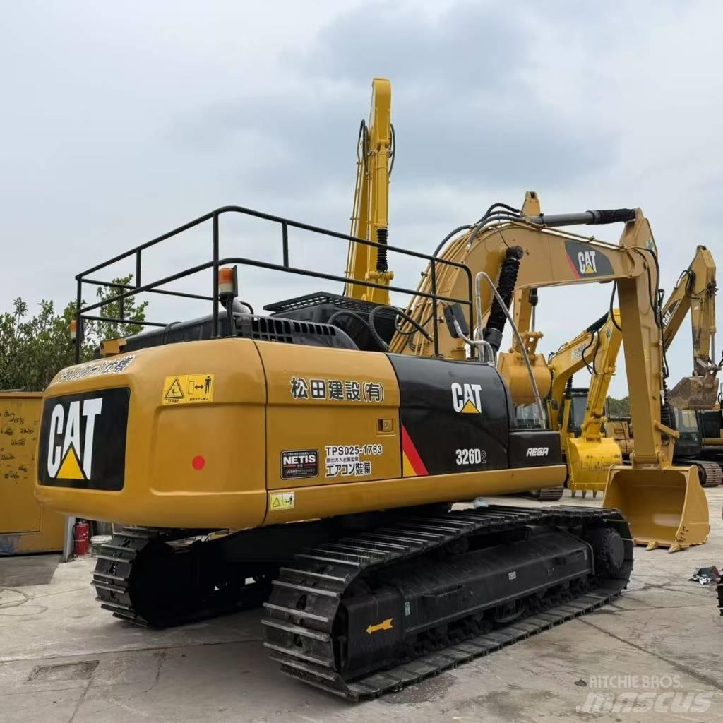 CAT 326D2 Midi rýpadlá 7 t - 12 t