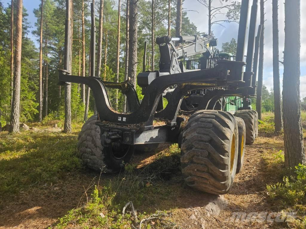 John Deere 1510G Lesné traktory