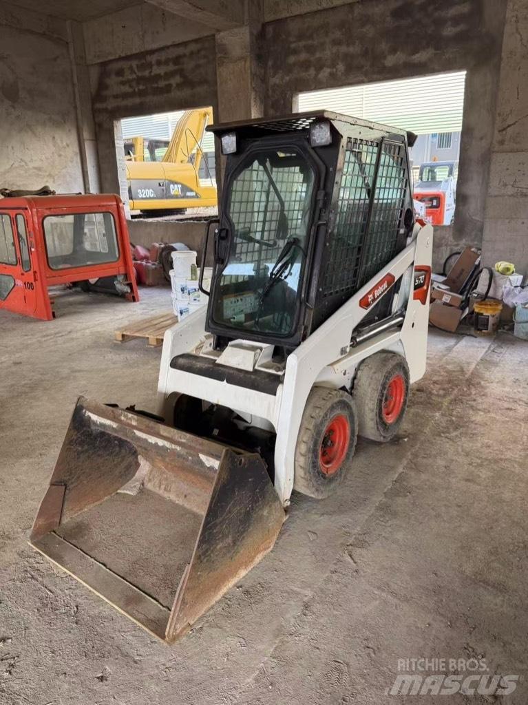 Bobcat S 70 Šmykom riadené nakladače