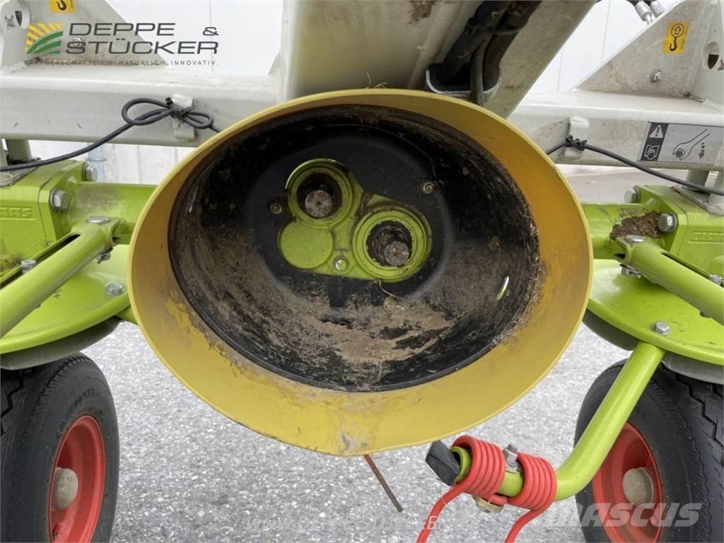 CLAAS Volto 900 Obracače a zhrabovače sena