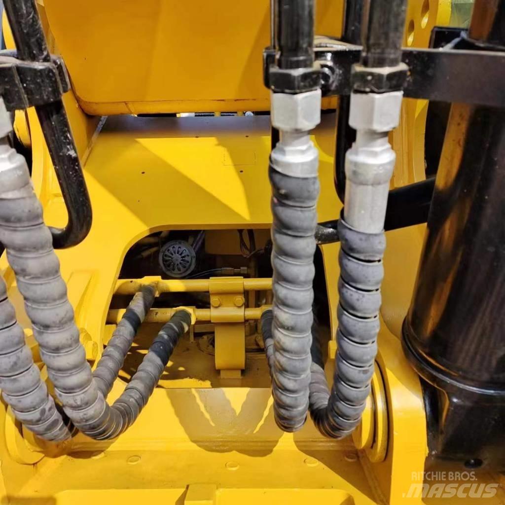 CAT 329 D Pásové rýpadlá