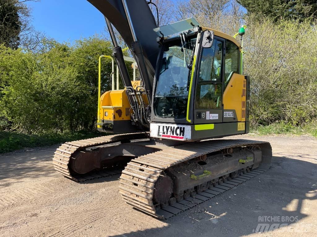 Volvo ECR 235 Pásové rýpadlá