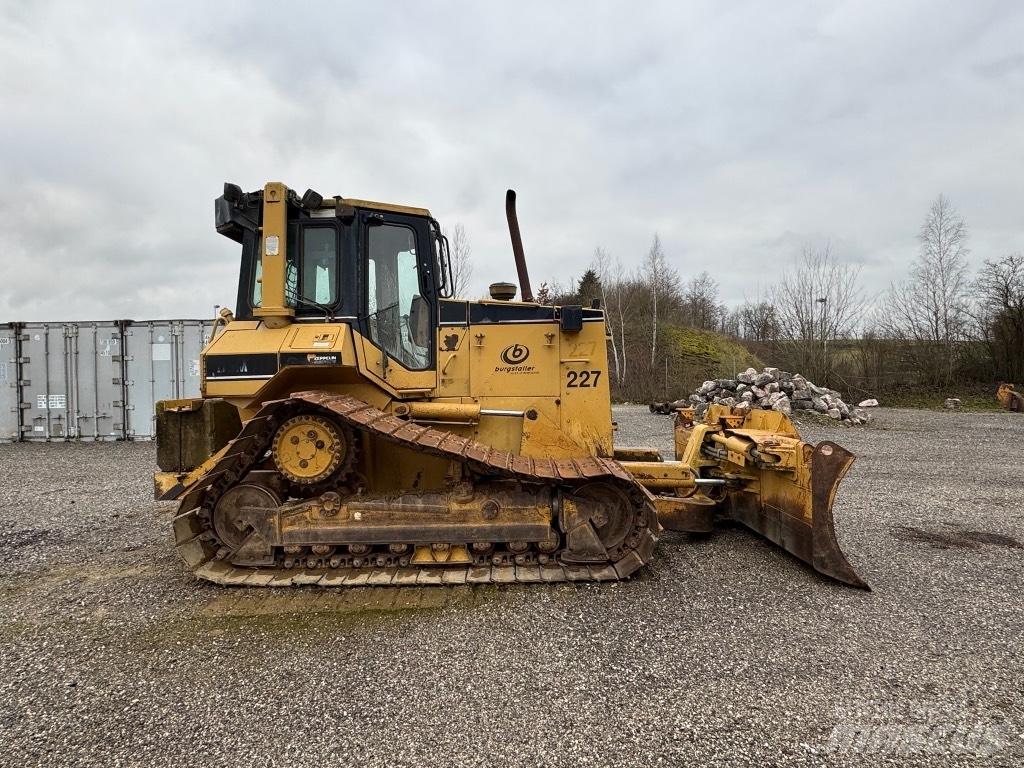 CAT D 5 M LGP Pásové dozéry