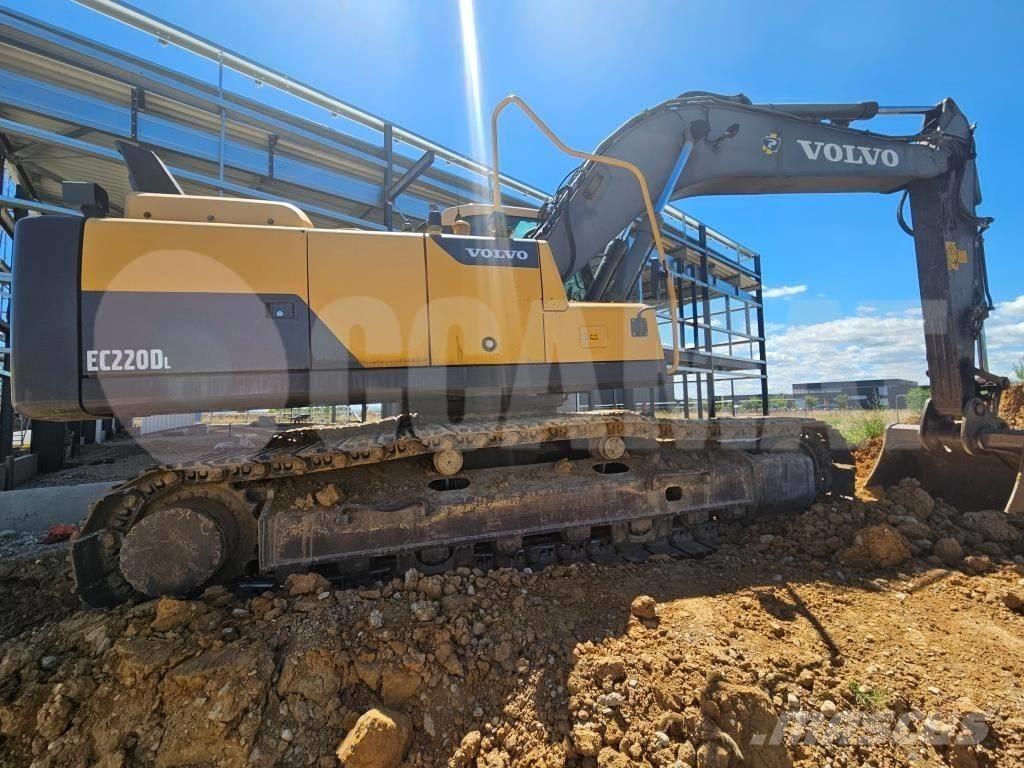 Volvo EC 220 DL Pásové rýpadlá