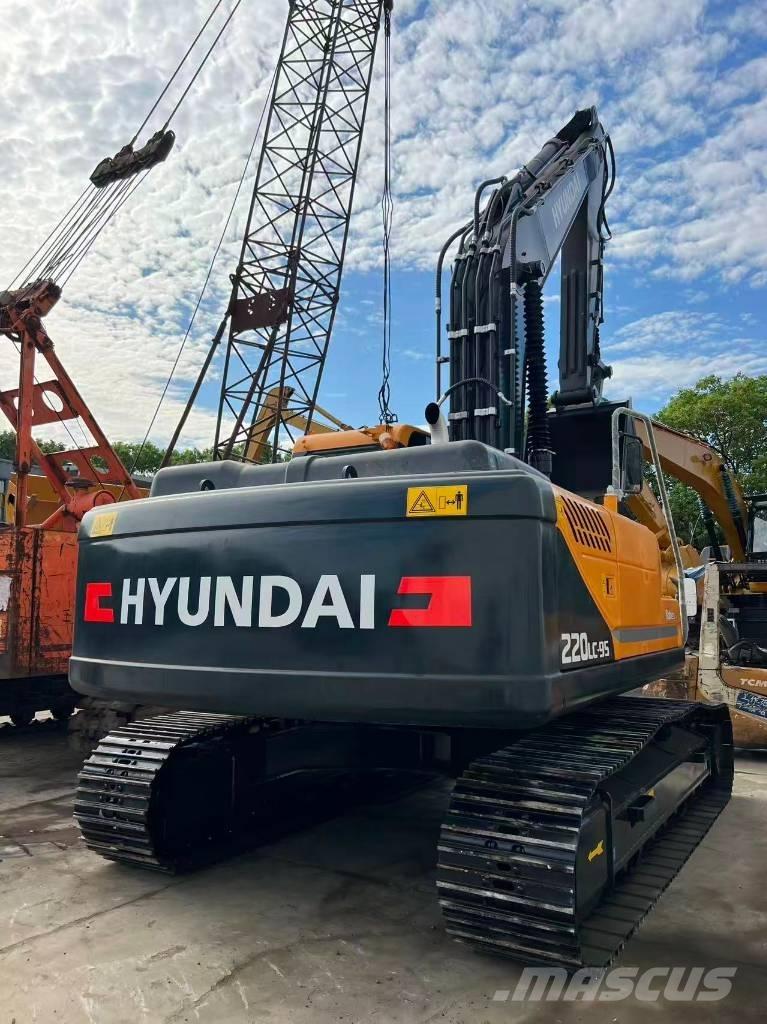 Hyundai R220LC-9S Midi rýpadlá 7 t - 12 t