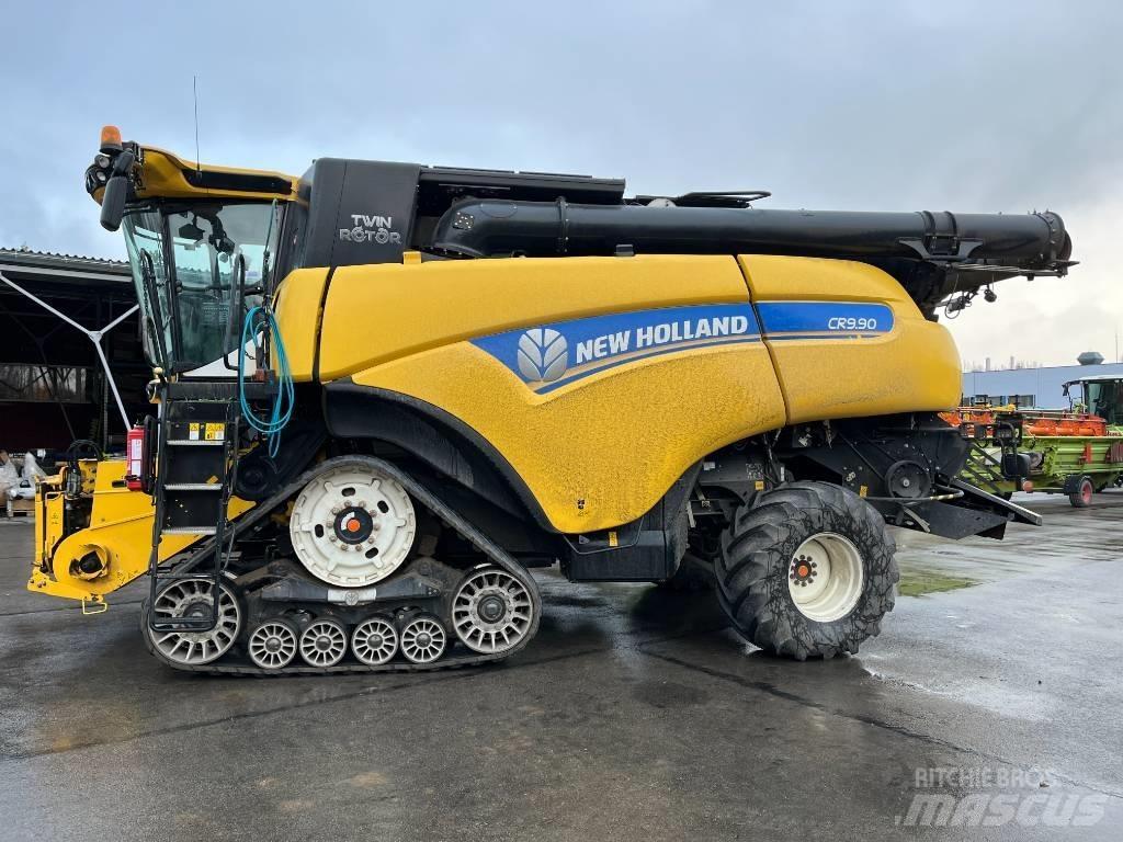 New Holland CR 9.90 Kombinované zberacie stroje