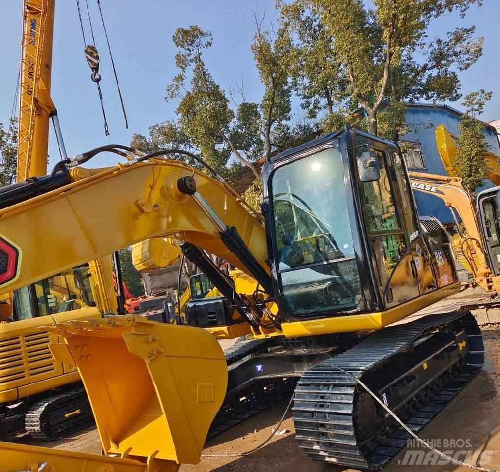 CAT 313D2GC Pásové rýpadlá