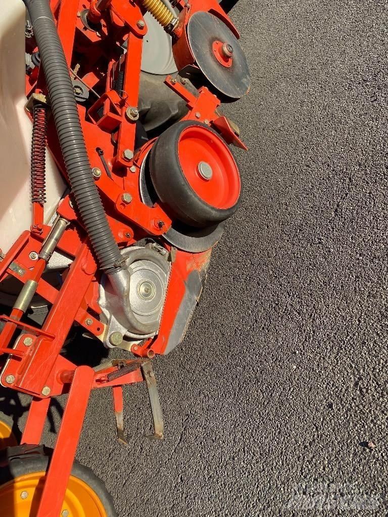 Kuhn Planter 2 Presné sejačky