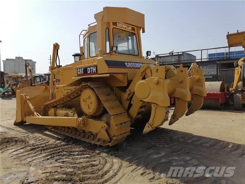 CAT D 7 H Pásové dozéry