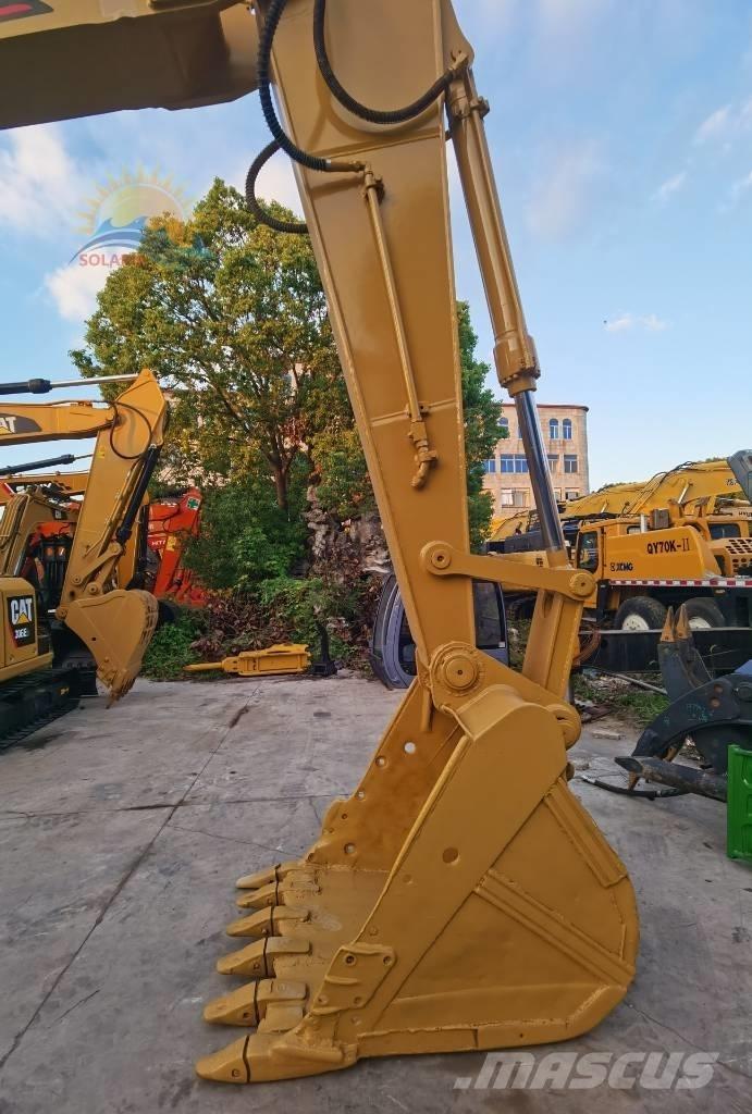 CAT 320 C L Pásové rýpadlá