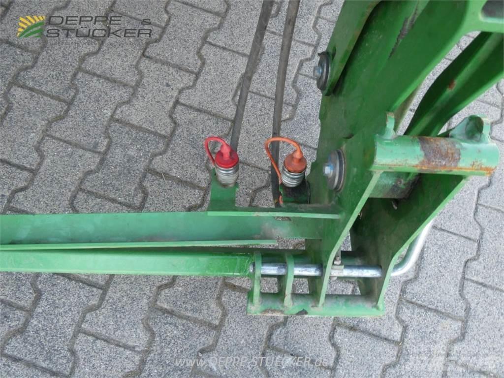 John Deere 6R 110 Traktory