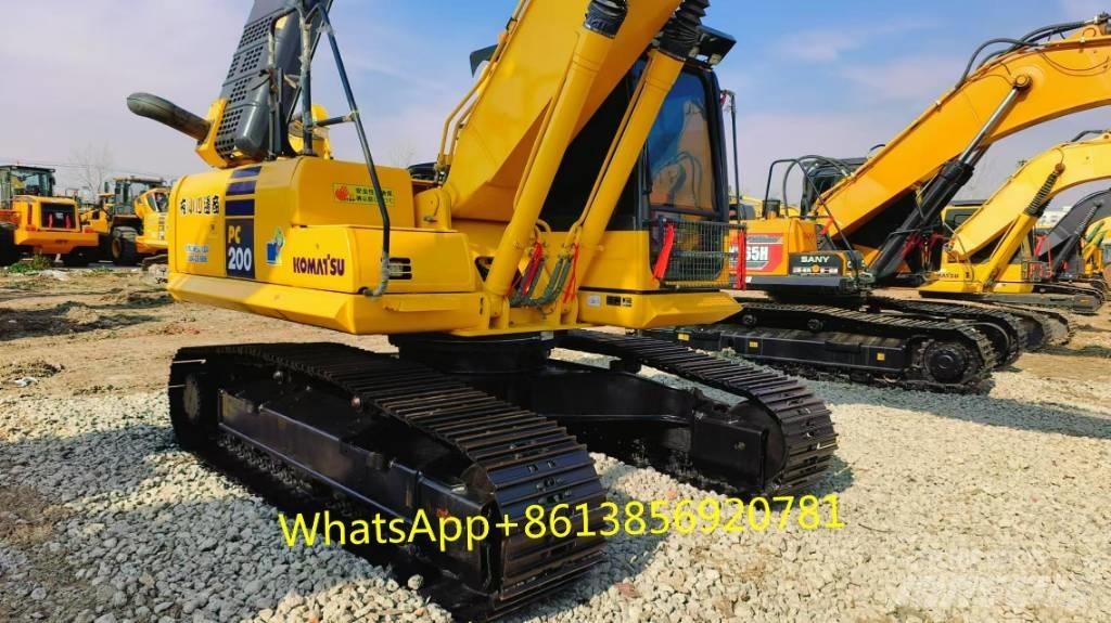 Komatsu PC 200-8 Midi rýpadlá 7 t - 12 t