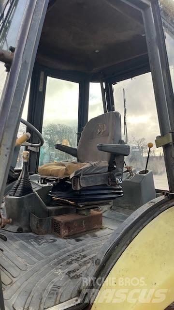 JCB 3 CX Rýpadlo-nakladače