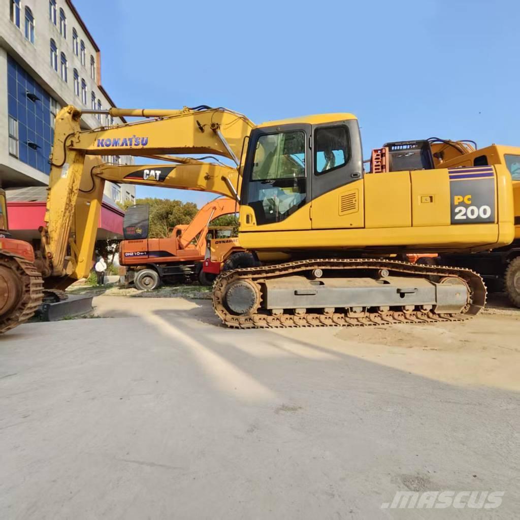 Komatsu PC 200-7 Pásové rýpadlá