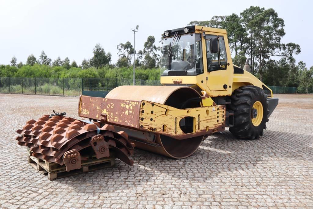 Bomag BW 216 D-4 Pôdne kompaktory