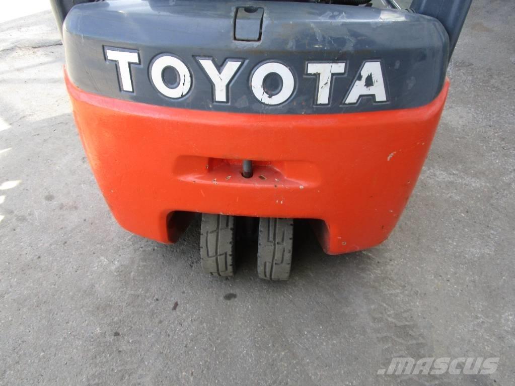 Toyota Elmotvikt Akumulátorové vozíky