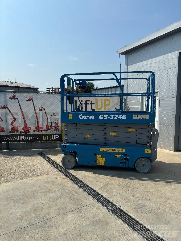 Genie GS 3246 Nožnicové zdvíhacie plošiny