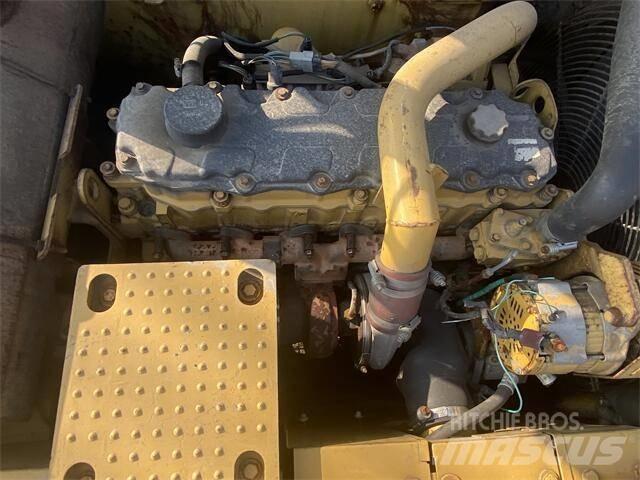 CAT 329D Pásové rýpadlá