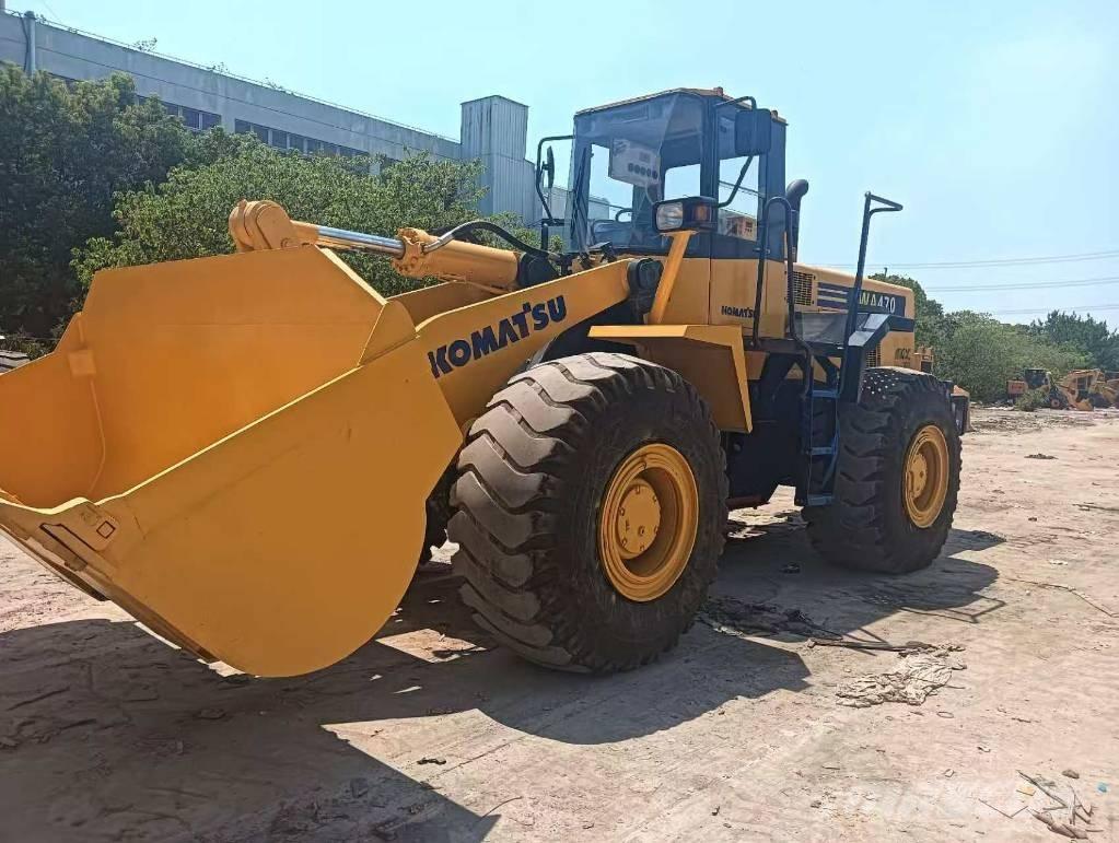 CAT 966 H Kolesové nakladače