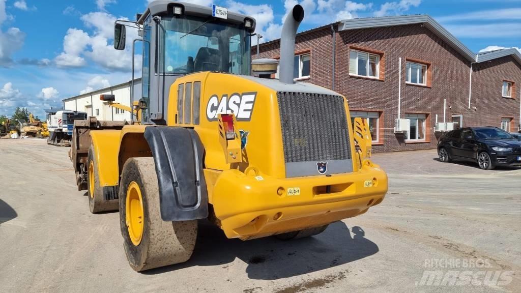 CASE 721 F Kolesové nakladače
