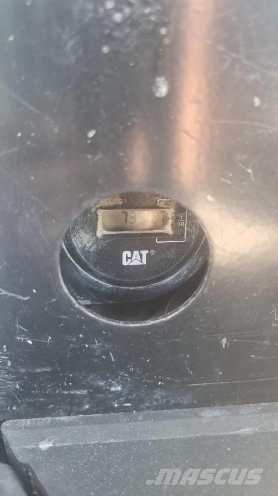 CAT 305.5 Mini rýpadlá < 7t