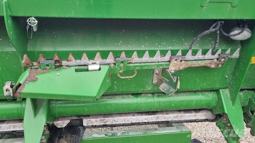 John Deere T670i Kombinované zberacie stroje