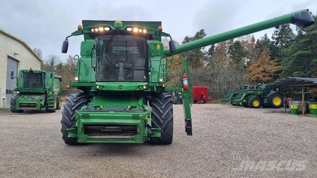 John Deere T670i Kombinované zberacie stroje