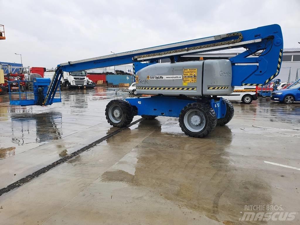 Genie Z-80/60 Kĺbové plošiny