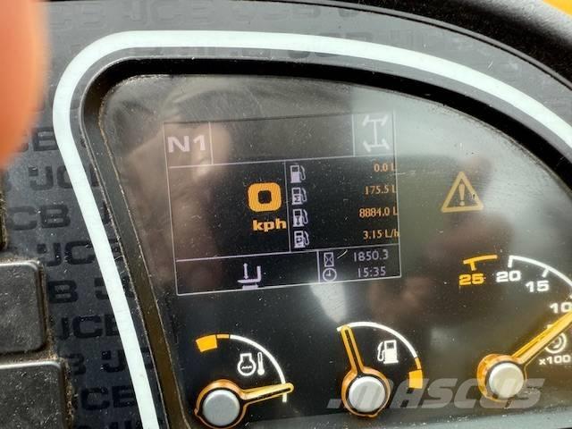 JCB 533-105 Teleskopické manipulátory