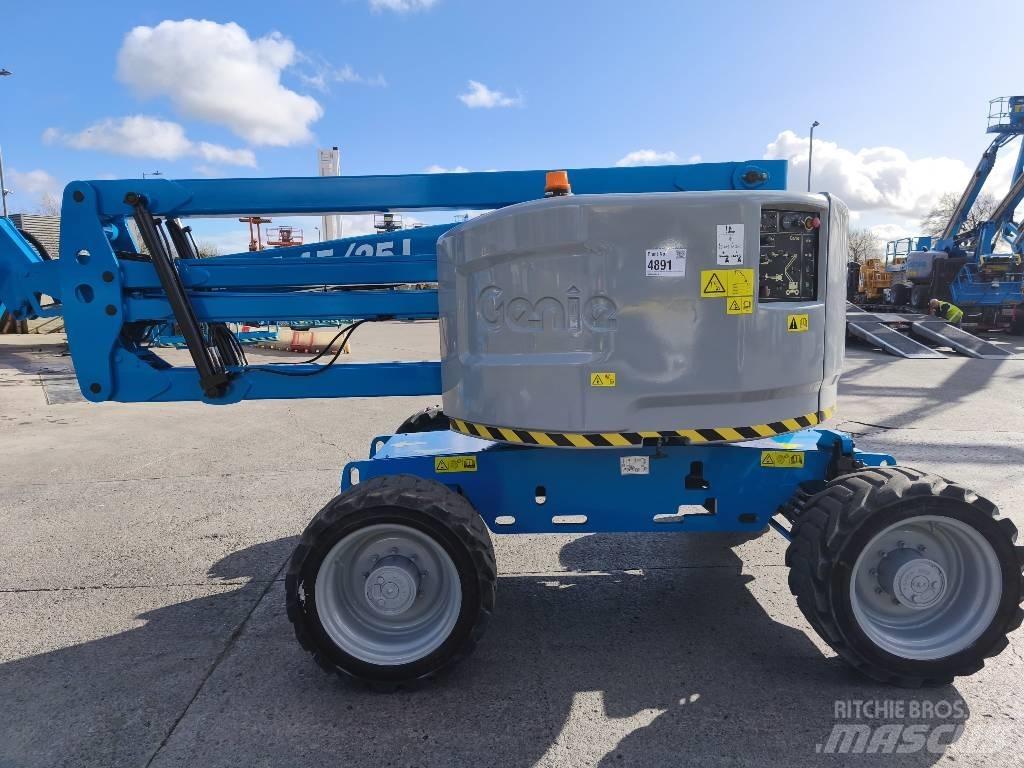 Genie Z 45/25 J RT Kĺbové plošiny