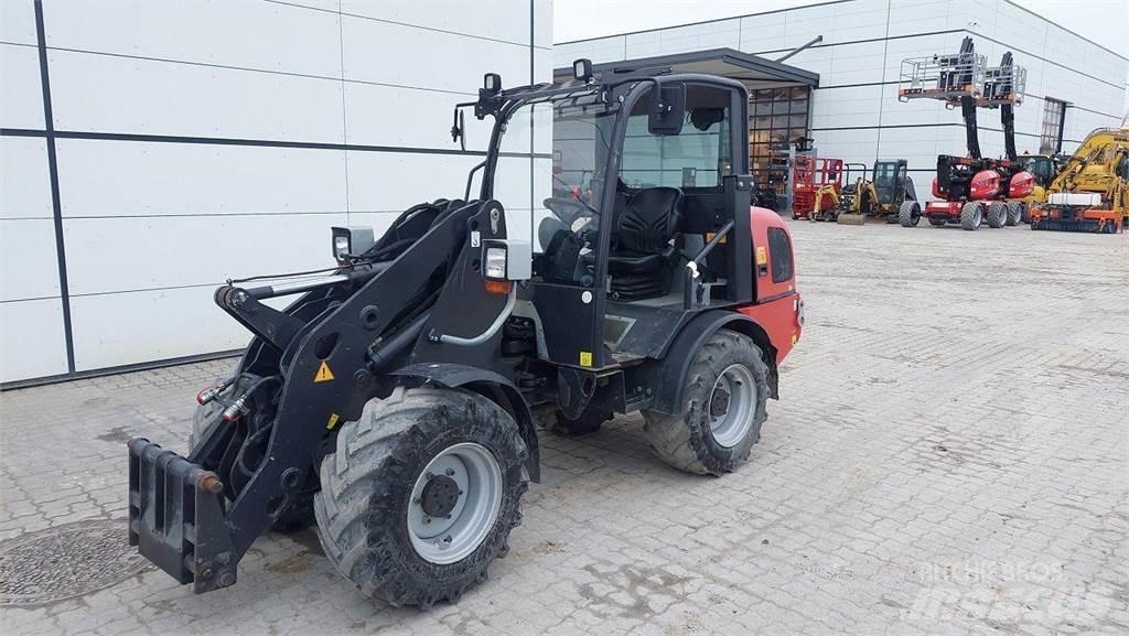 Weidemann 2070 Viacúčelové nakladače