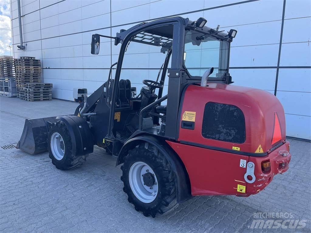 Weidemann 2070 Viacúčelové nakladače