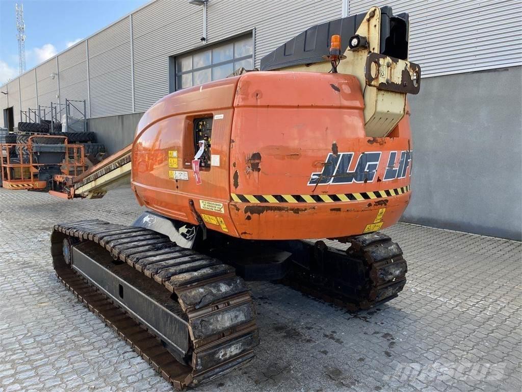 JLG 660SJC Kĺbové plošiny