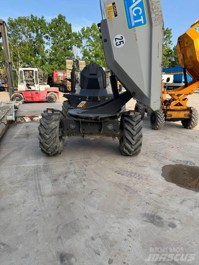 Ausa D 601 Stavebné sklápače