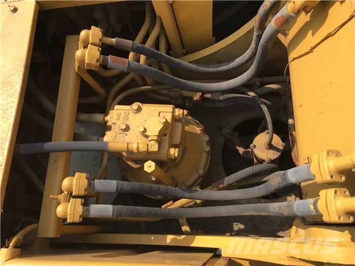 CAT 320 C Pásové rýpadlá