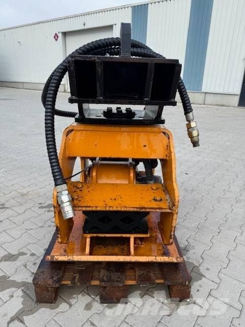 BTI TC152 Príslušenstvo a náhradné diely k ​​zhutňovacim strojom