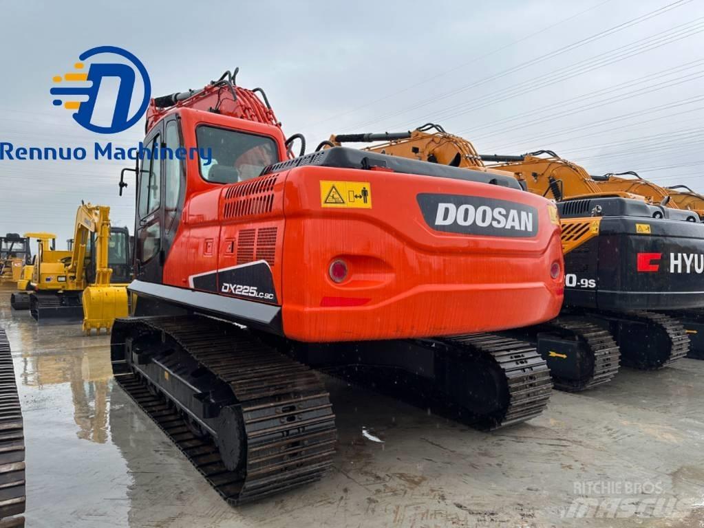 Doosan DX 225 LC-9C Pásové rýpadlá