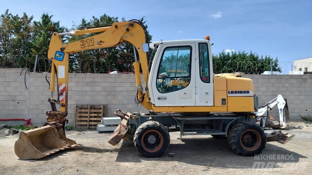 Liebherr A 311 Kolesové rýpadlá