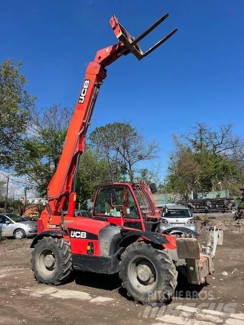 JCB 535-140 Teleskopické manipulátory